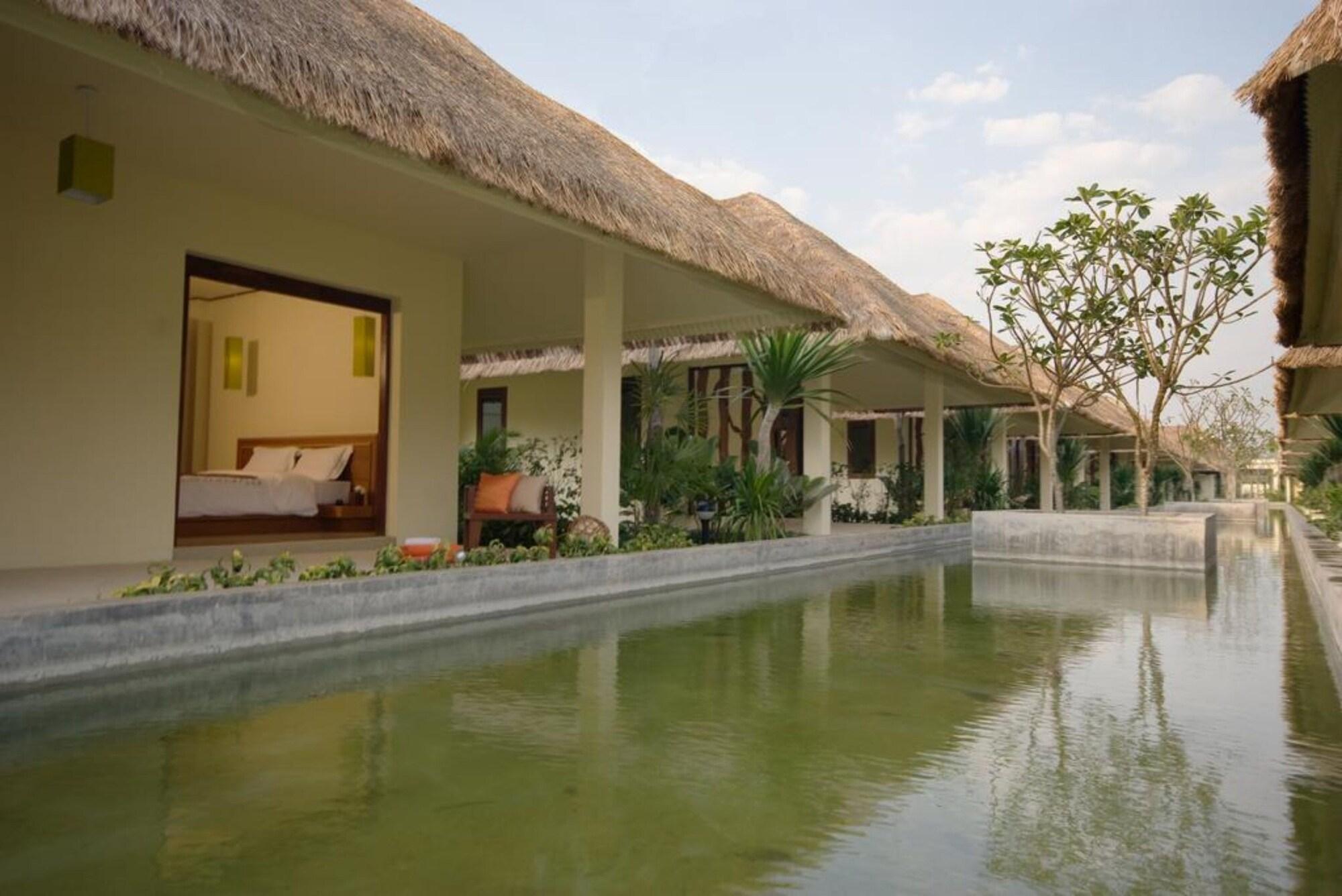 Nantra De Deluxe Hotel Had Yao Beach Exterior photo
